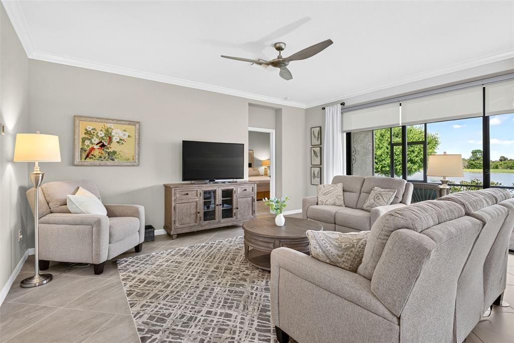 Active With Contract: $589,000 (3 beds, 3 baths, 2214 Square Feet)