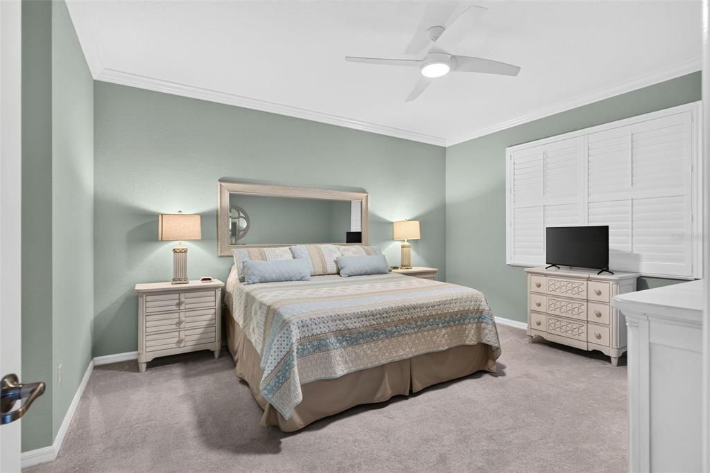 Active With Contract: $589,000 (3 beds, 3 baths, 2214 Square Feet)