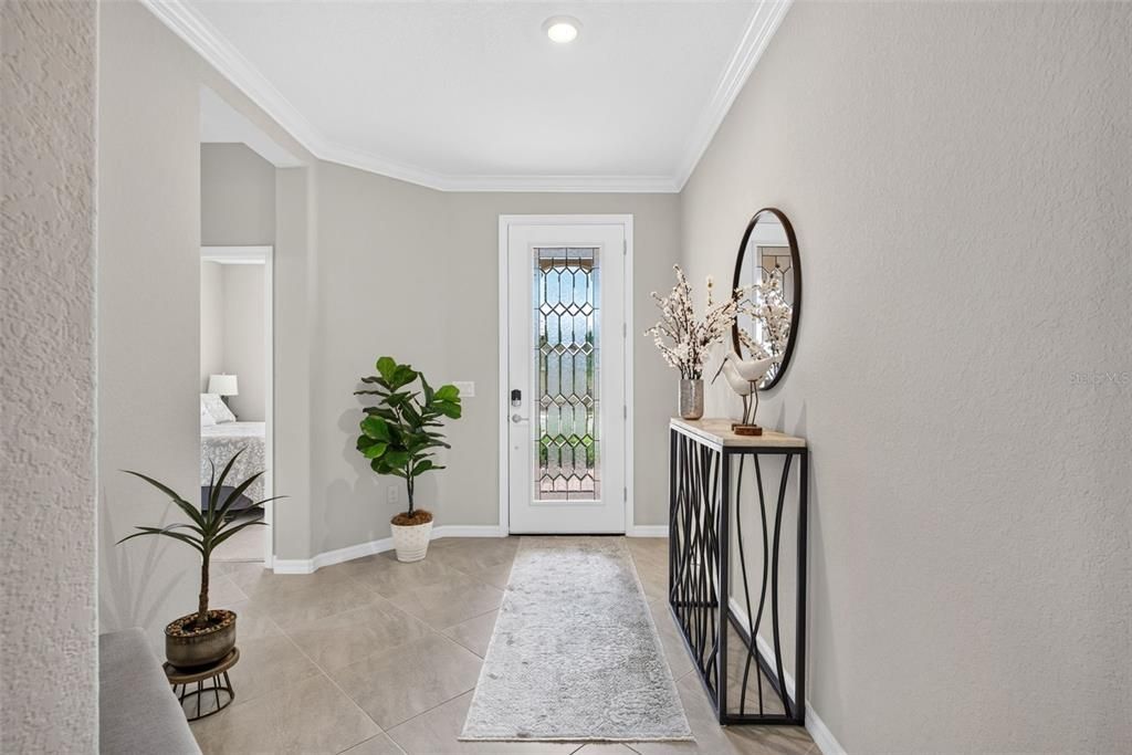 Active With Contract: $589,000 (3 beds, 3 baths, 2214 Square Feet)