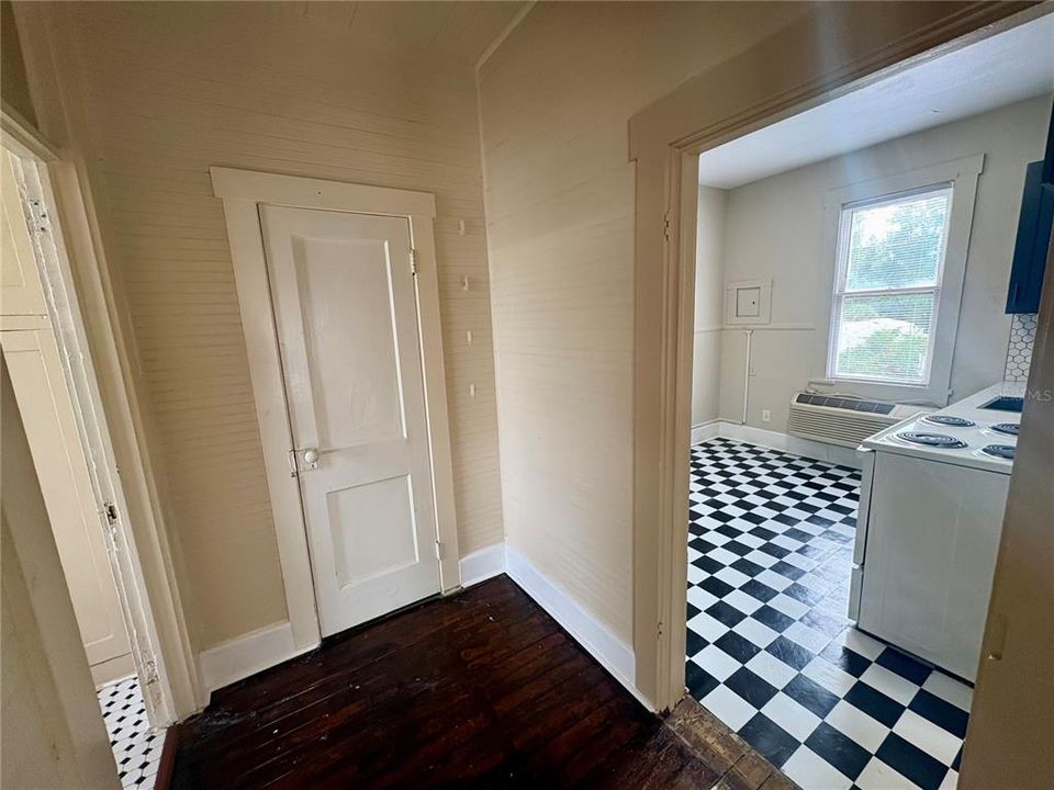 В аренду: $1,600 (1 спален, 1 ванн, 480 Квадратных фут)