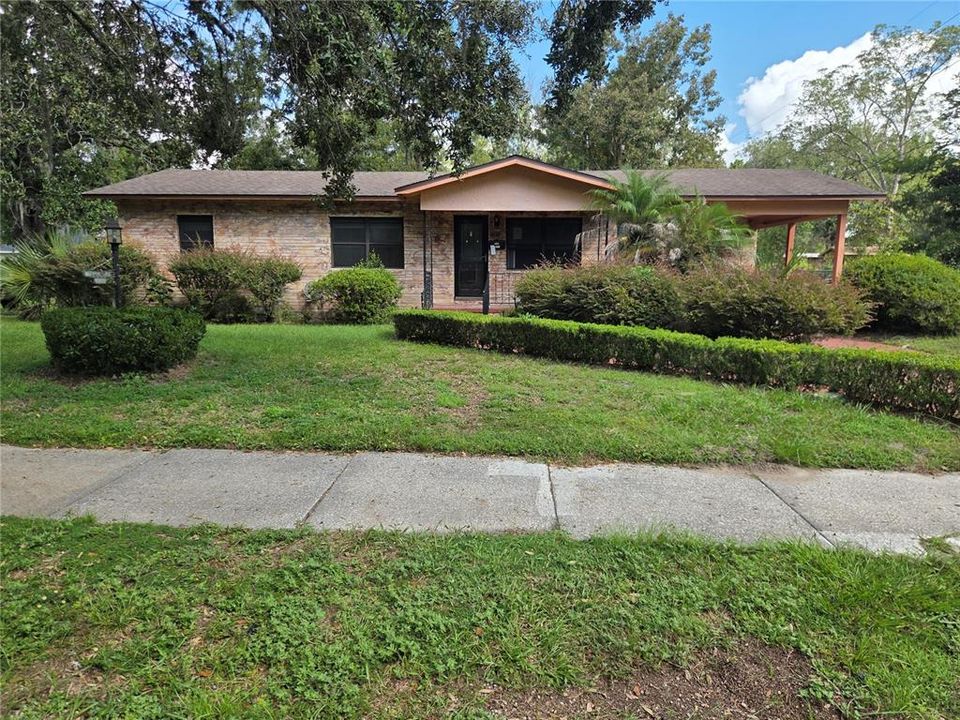 For Sale: $225,000 (4 beds, 2 baths, 1518 Square Feet)