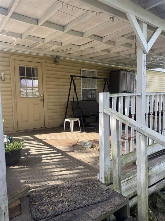 For Sale: $205,000 (3 beds, 2 baths, 1664 Square Feet)
