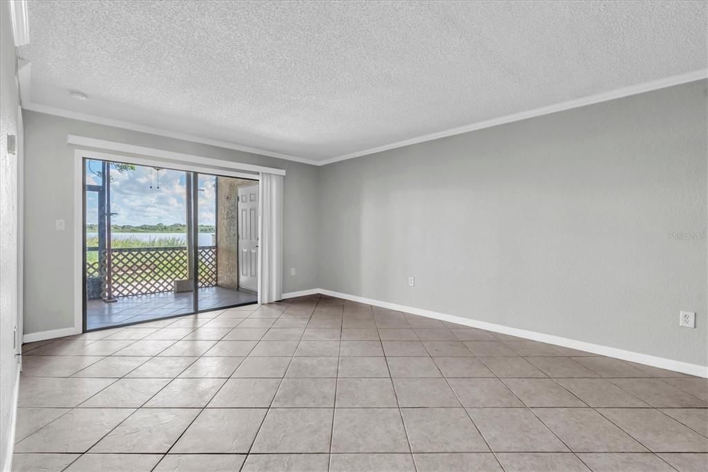 For Sale: $242,000 (3 beds, 2 baths, 1155 Square Feet)
