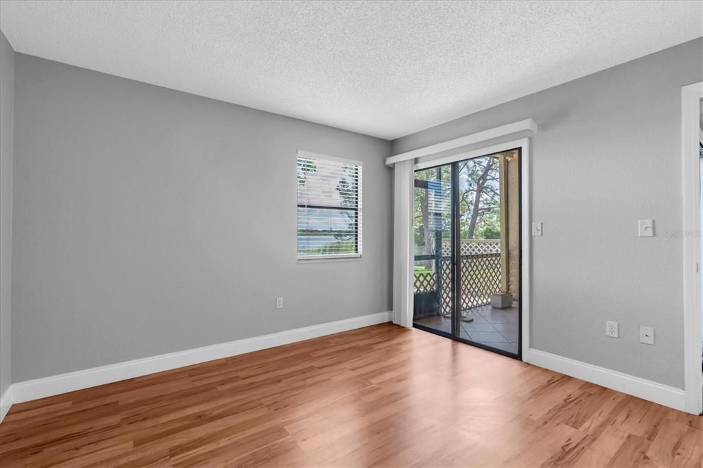 For Sale: $242,000 (3 beds, 2 baths, 1155 Square Feet)