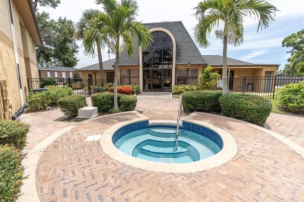 For Sale: $242,000 (3 beds, 2 baths, 1155 Square Feet)