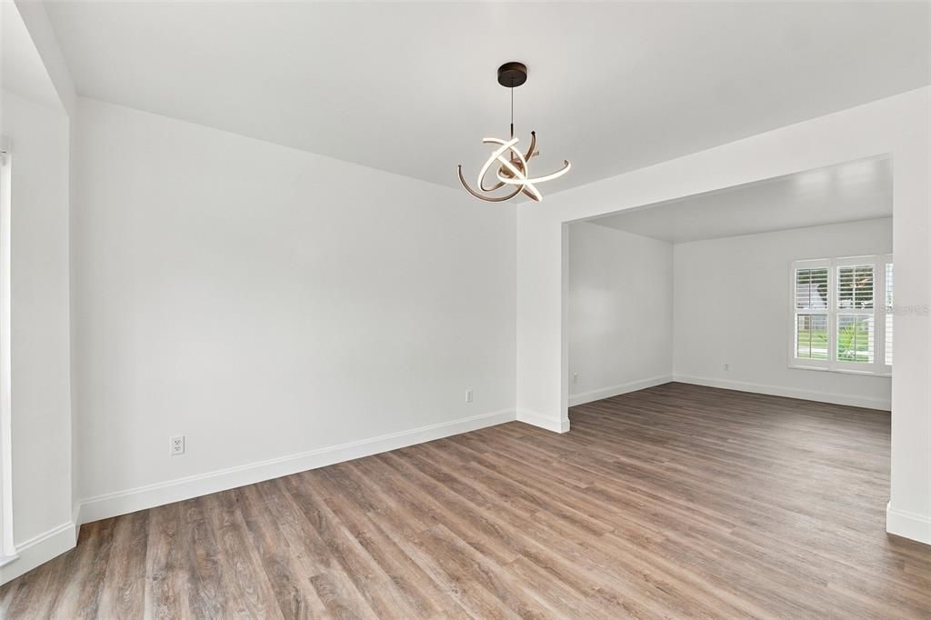 For Sale: $599,900 (4 beds, 2 baths, 2197 Square Feet)