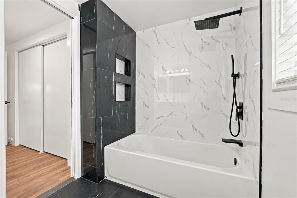 For Sale: $599,900 (4 beds, 2 baths, 2197 Square Feet)