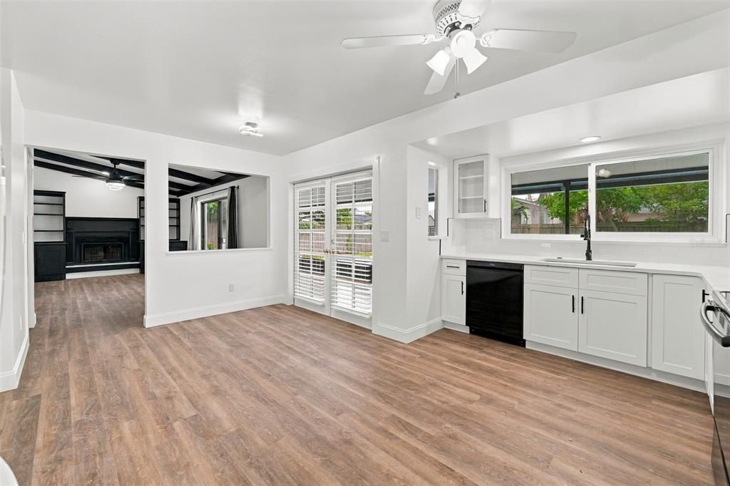 For Sale: $599,900 (4 beds, 2 baths, 2197 Square Feet)