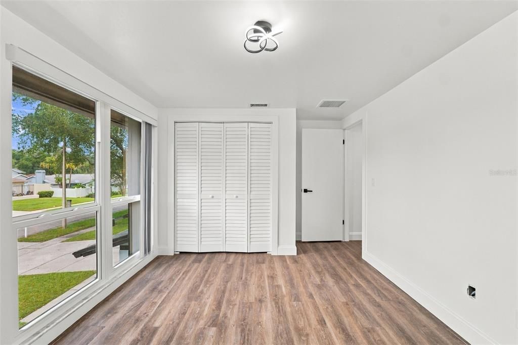 For Sale: $599,900 (4 beds, 2 baths, 2197 Square Feet)