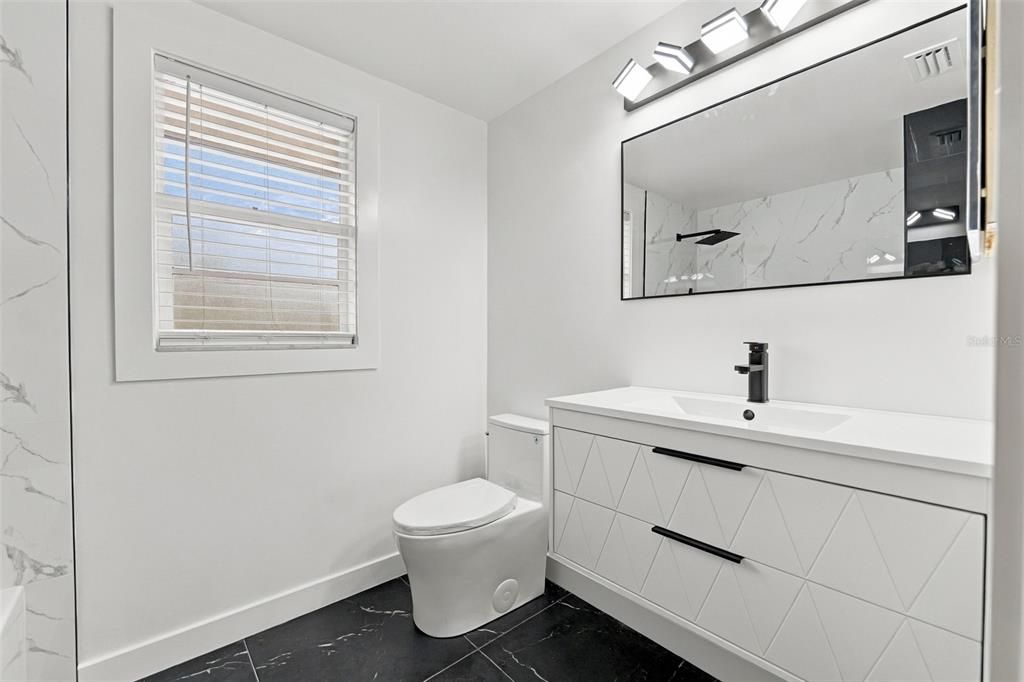For Sale: $599,900 (4 beds, 2 baths, 2197 Square Feet)