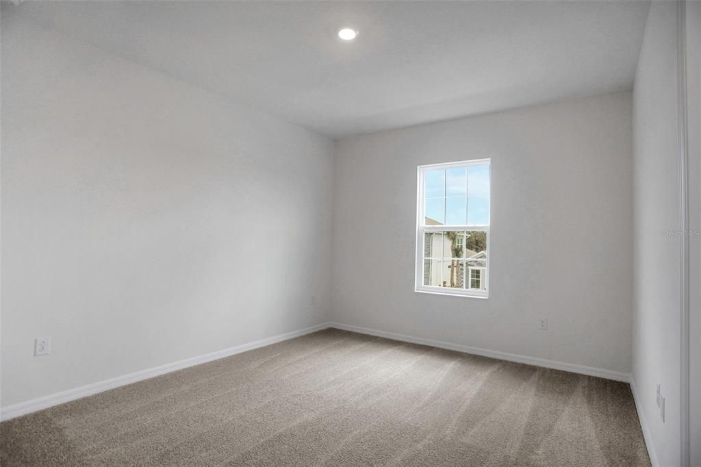 Activo con contrato: $609,990 (5 camas, 3 baños, 3550 Pies cuadrados)