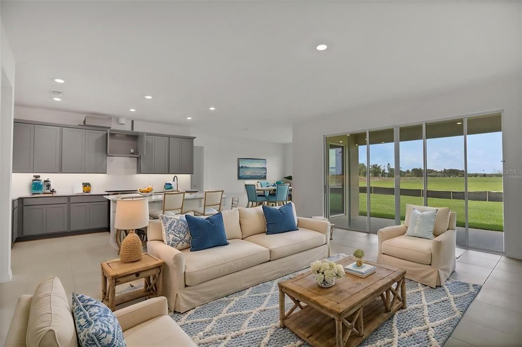 Activo con contrato: $609,990 (5 camas, 3 baños, 3550 Pies cuadrados)