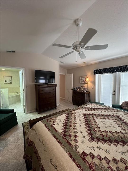 For Sale: $334,999 (3 beds, 2 baths, 1850 Square Feet)