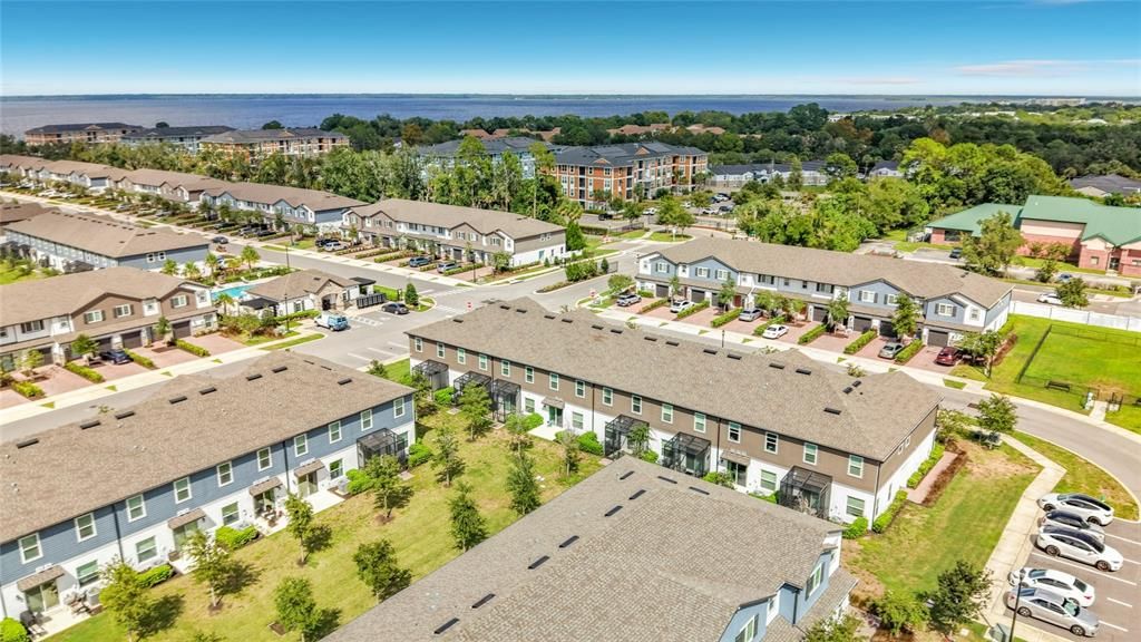 For Rent: $2,250 (3 beds, 2 baths, 1587 Square Feet)