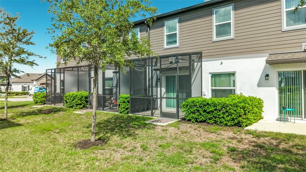 For Rent: $2,250 (3 beds, 2 baths, 1587 Square Feet)
