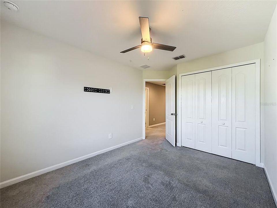 For Rent: $2,250 (3 beds, 2 baths, 1587 Square Feet)