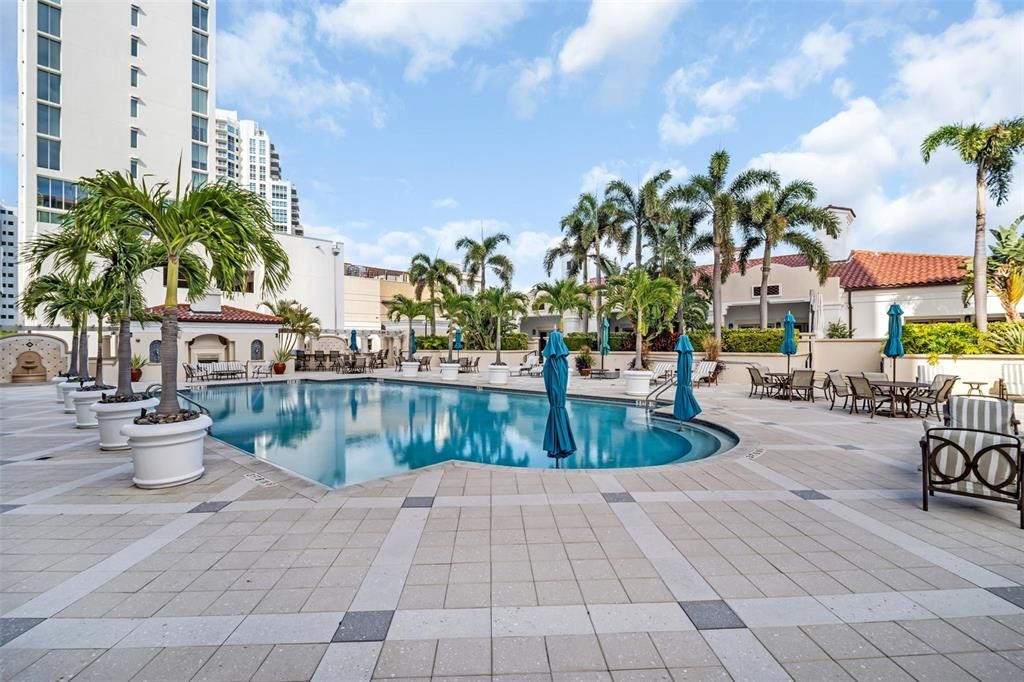 For Rent: $11,000 (3 beds, 3 baths, 2757 Square Feet)