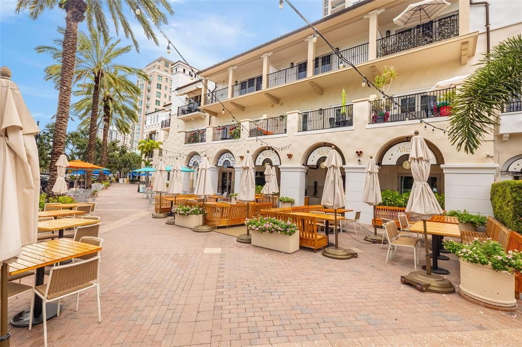 For Rent: $11,000 (3 beds, 3 baths, 2757 Square Feet)