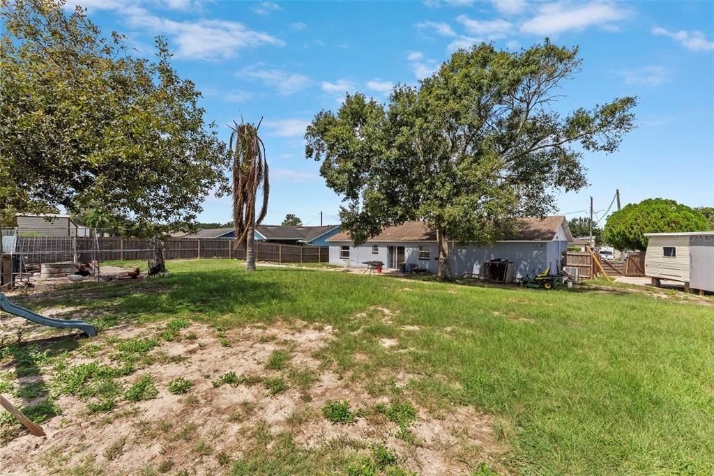 For Sale: $325,000 (2 beds, 2 baths, 1050 Square Feet)