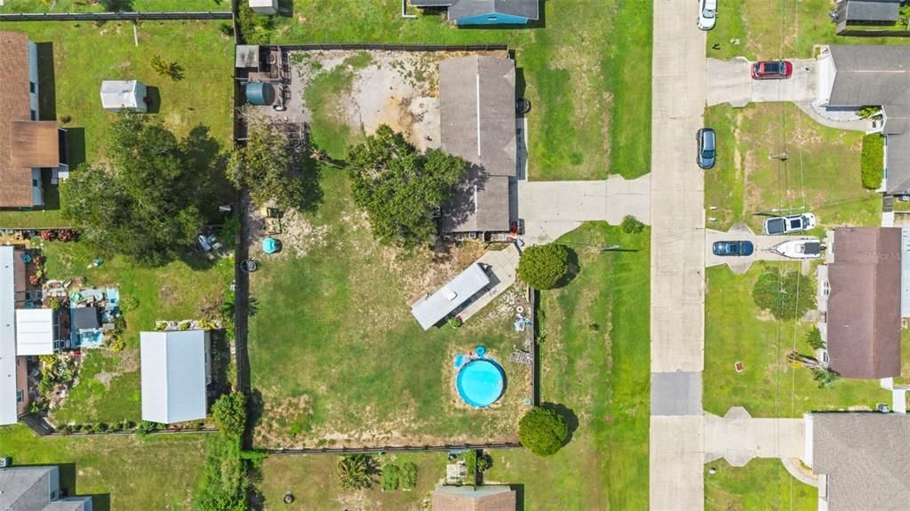 For Sale: $325,000 (2 beds, 2 baths, 1050 Square Feet)
