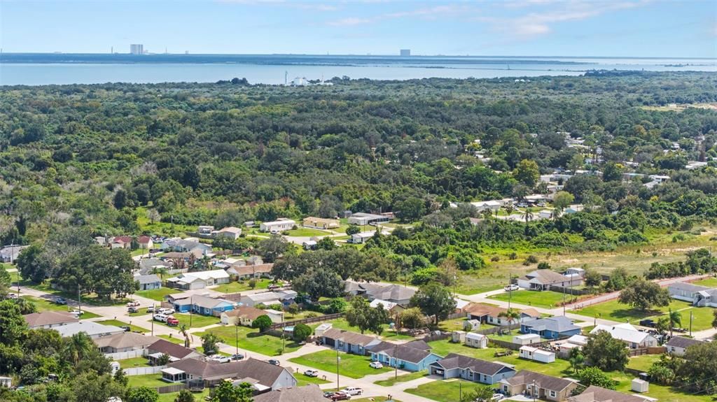 For Sale: $325,000 (2 beds, 2 baths, 1050 Square Feet)