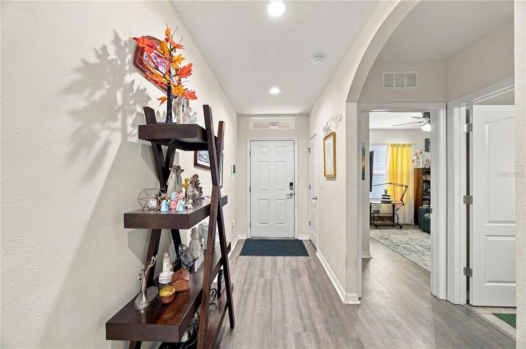 For Sale: $395,000 (4 beds, 2 baths, 1846 Square Feet)