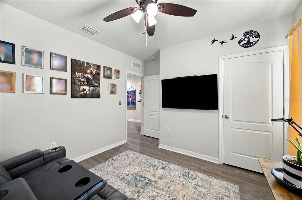 For Sale: $395,000 (4 beds, 2 baths, 1846 Square Feet)