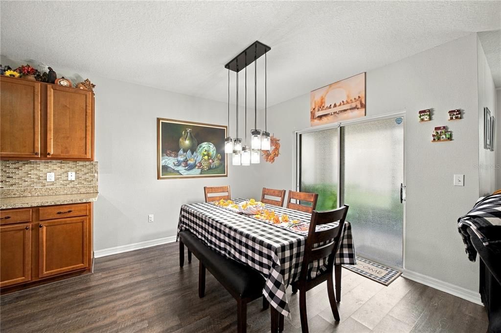 For Sale: $395,000 (4 beds, 2 baths, 1846 Square Feet)