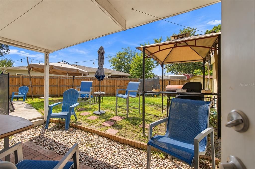 For Sale: $389,900 (3 beds, 2 baths, 1661 Square Feet)