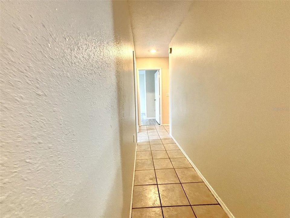 For Rent: $1,750 (3 beds, 2 baths, 1426 Square Feet)