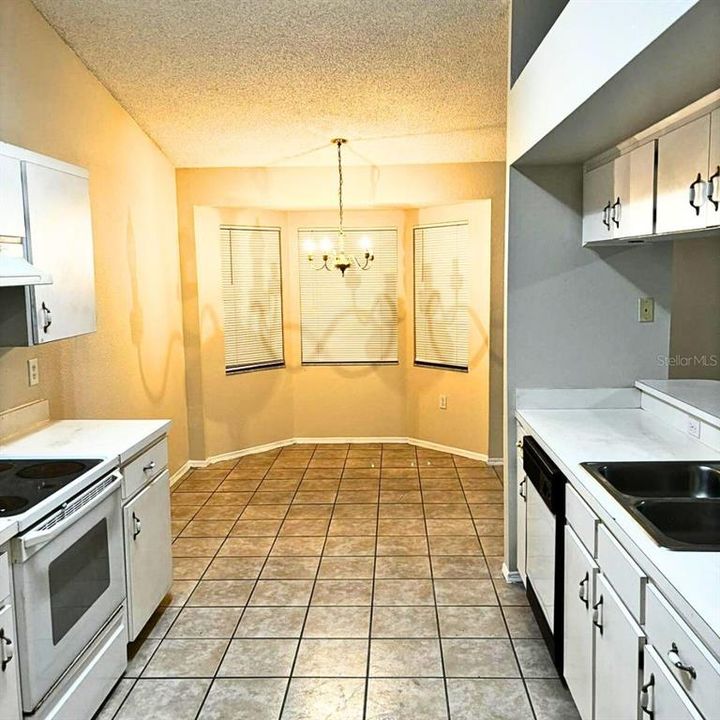 For Rent: $1,750 (3 beds, 2 baths, 1426 Square Feet)