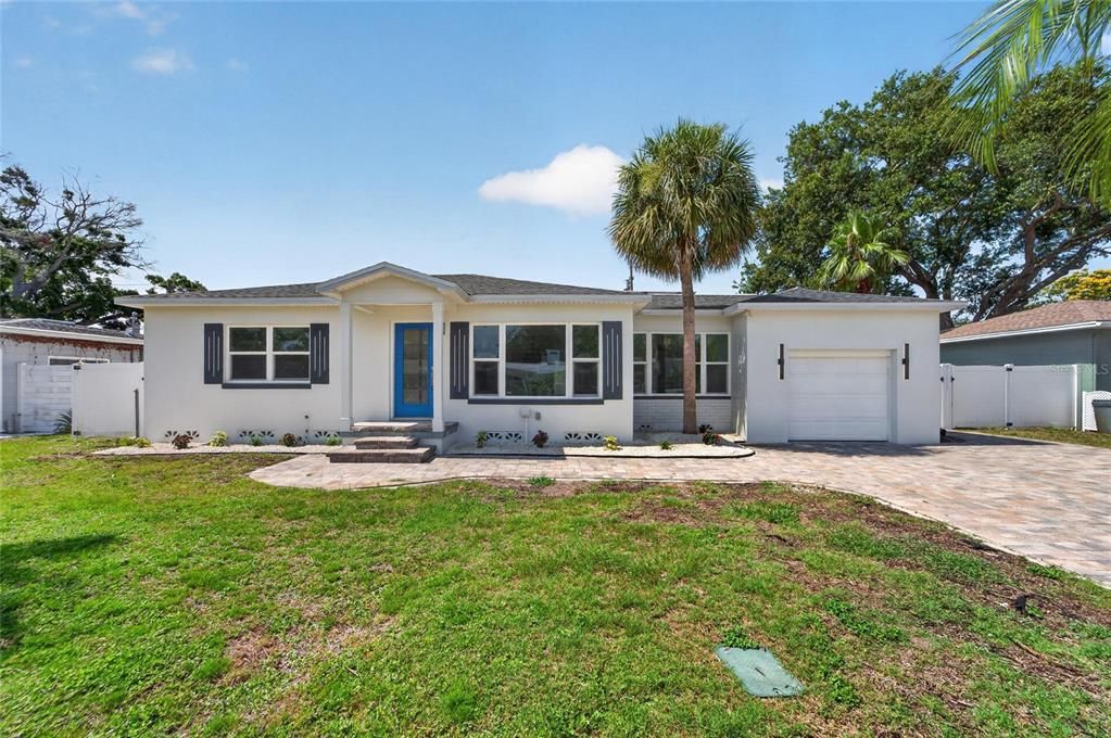 For Rent: $3,800 (3 beds, 3 baths, 1779 Square Feet)