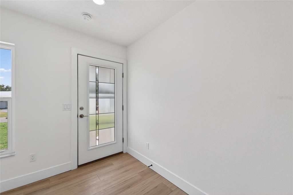 For Rent: $3,800 (3 beds, 3 baths, 1779 Square Feet)