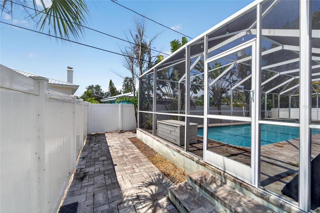 For Rent: $3,800 (3 beds, 3 baths, 1779 Square Feet)