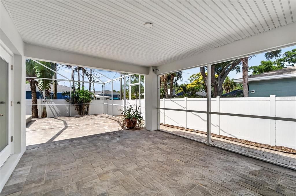 For Rent: $3,800 (3 beds, 3 baths, 1779 Square Feet)