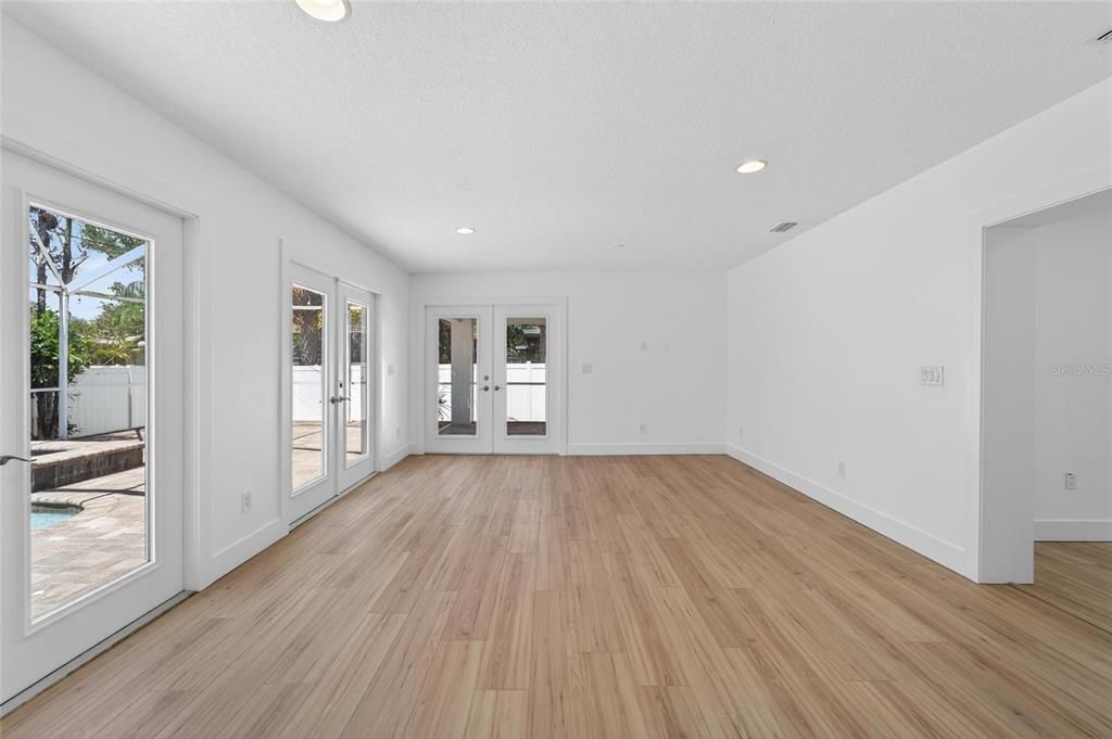 For Rent: $3,800 (3 beds, 3 baths, 1779 Square Feet)