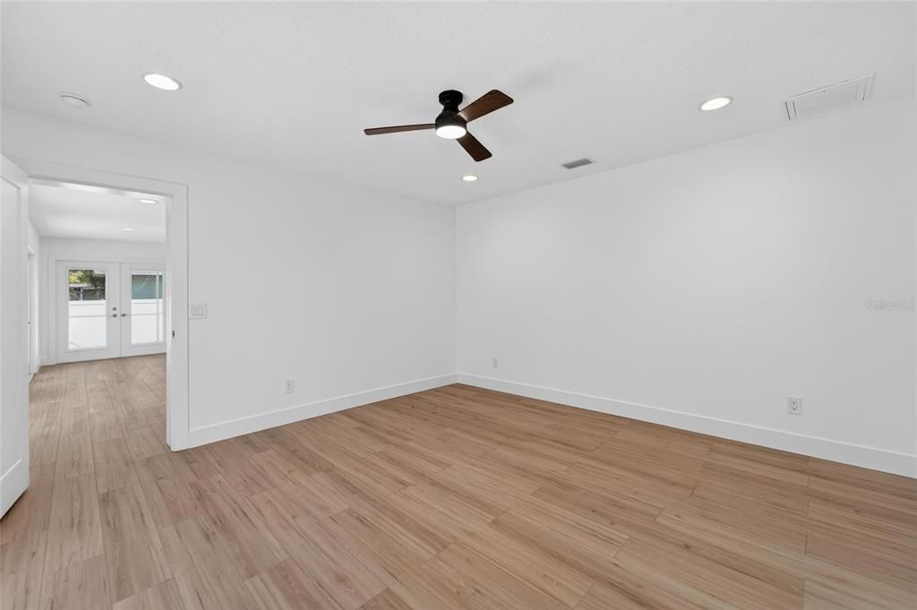 For Rent: $3,800 (3 beds, 3 baths, 1779 Square Feet)