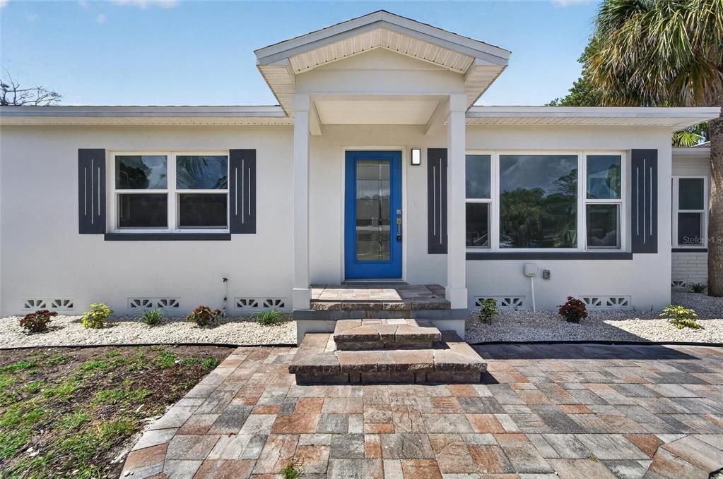 For Rent: $3,800 (3 beds, 3 baths, 1779 Square Feet)