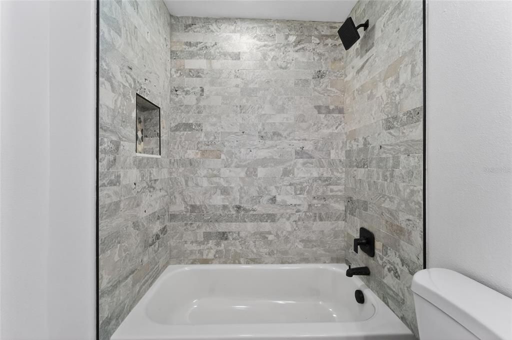For Rent: $3,800 (3 beds, 3 baths, 1779 Square Feet)