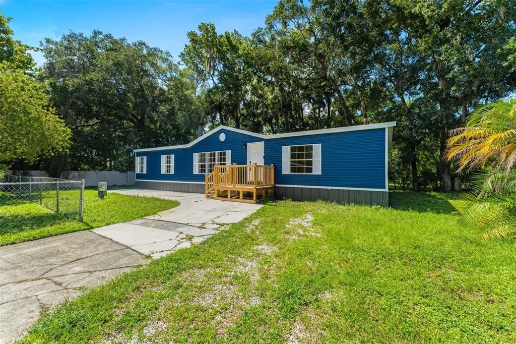 For Sale: $225,000 (3 beds, 2 baths, 1860 Square Feet)