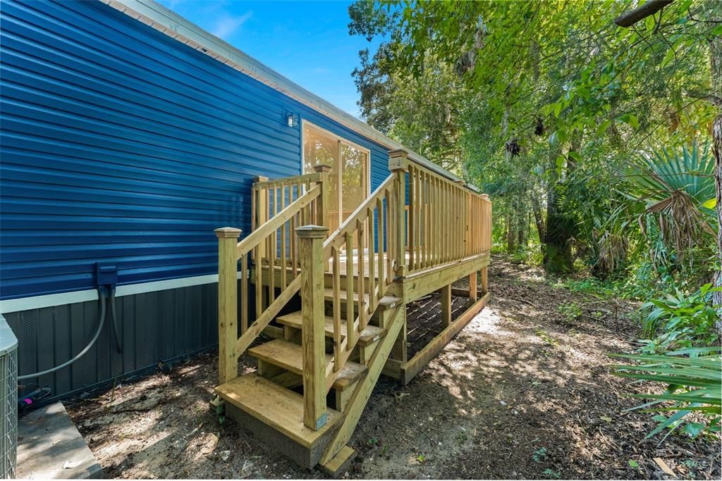 For Sale: $225,000 (3 beds, 2 baths, 1860 Square Feet)