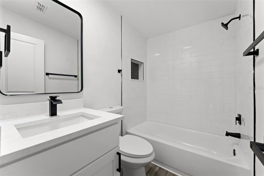 For Sale: $225,000 (3 beds, 2 baths, 1860 Square Feet)