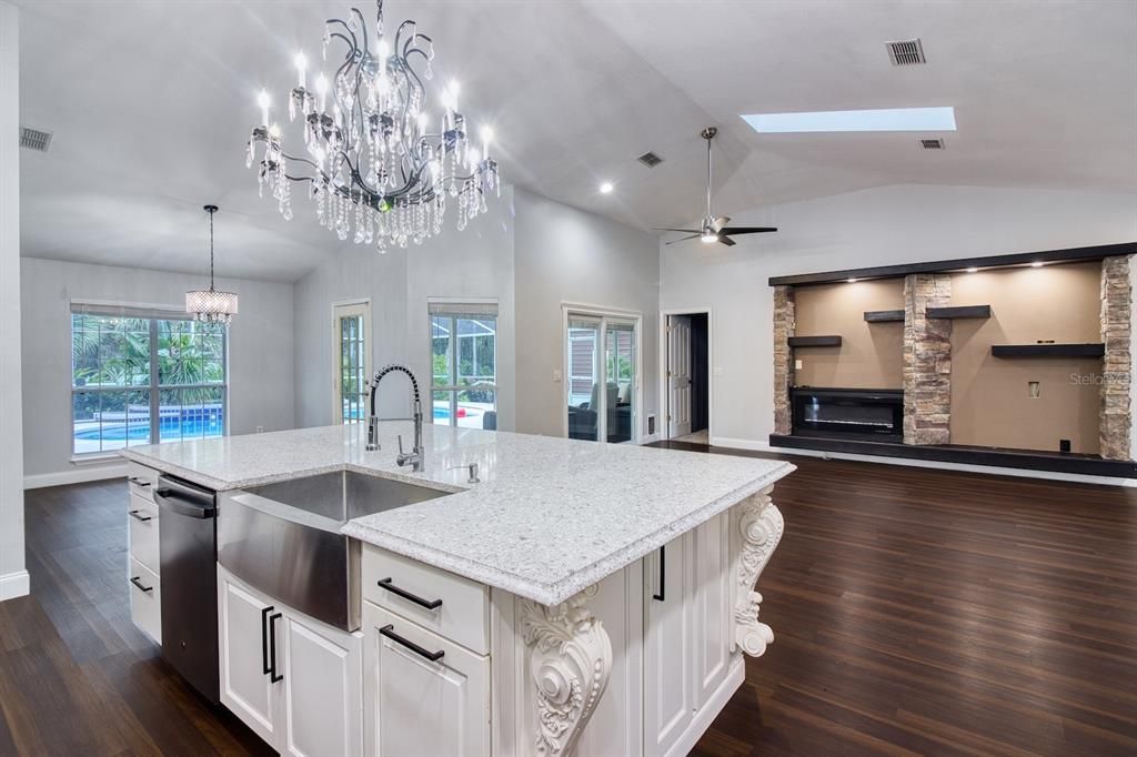 For Rent: $3,200 (3 beds, 2 baths, 1692 Square Feet)