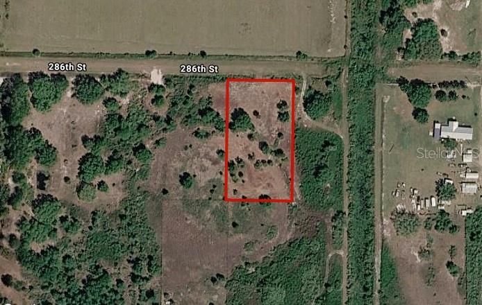 En Venta: $32,000 (1.25 acres)