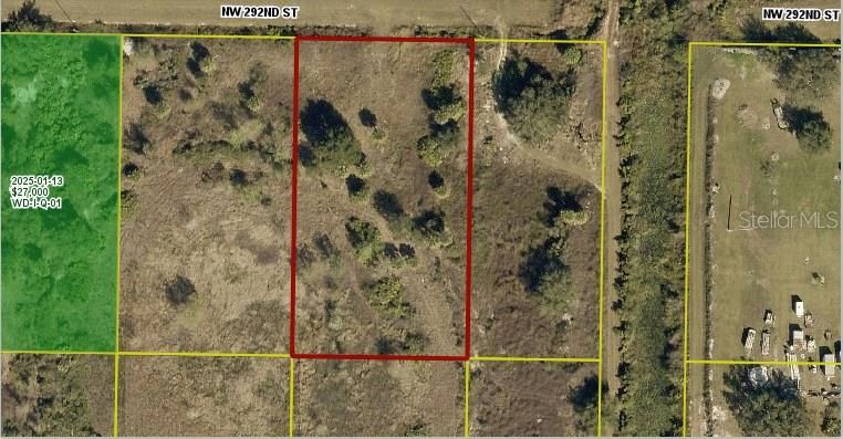 En Venta: $32,000 (1.25 acres)