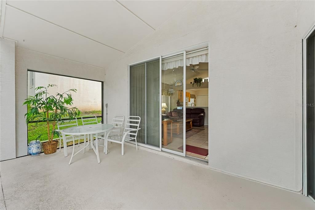 For Sale: $357,000 (3 beds, 2 baths, 1598 Square Feet)