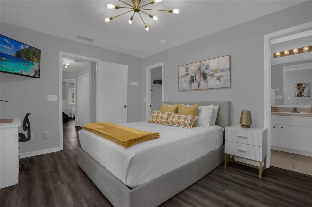 En Venta: $299,900 (4 camas, 3 baños, 1642 Pies cuadrados)