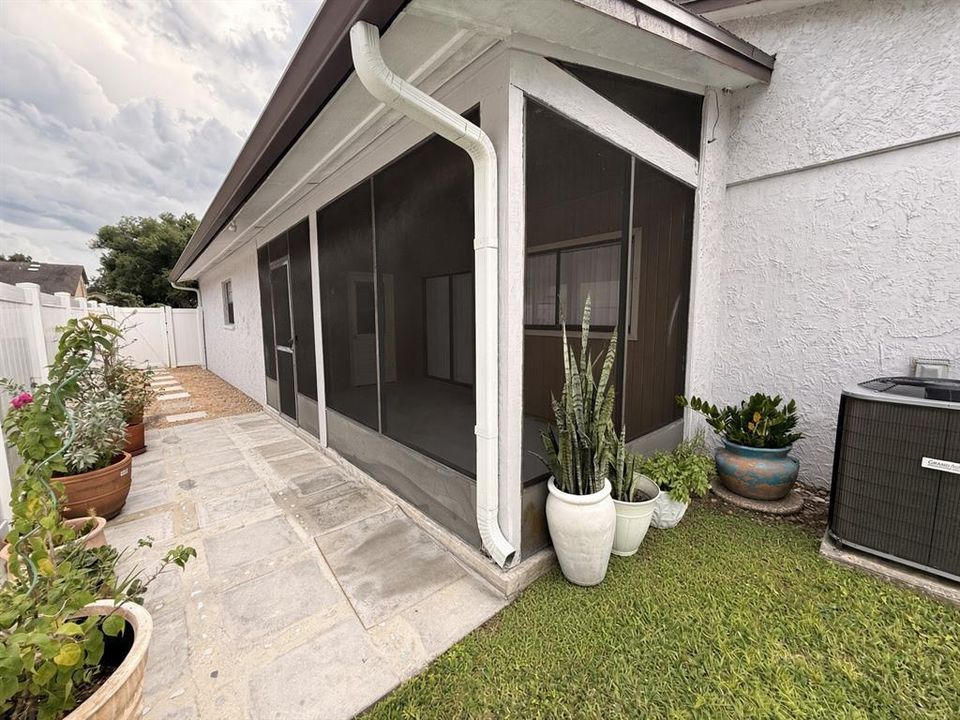 For Sale: $390,000 (3 beds, 2 baths, 1516 Square Feet)