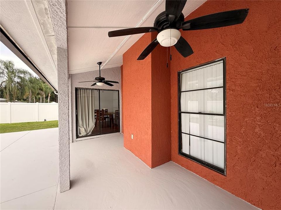 For Sale: $390,000 (3 beds, 2 baths, 1516 Square Feet)