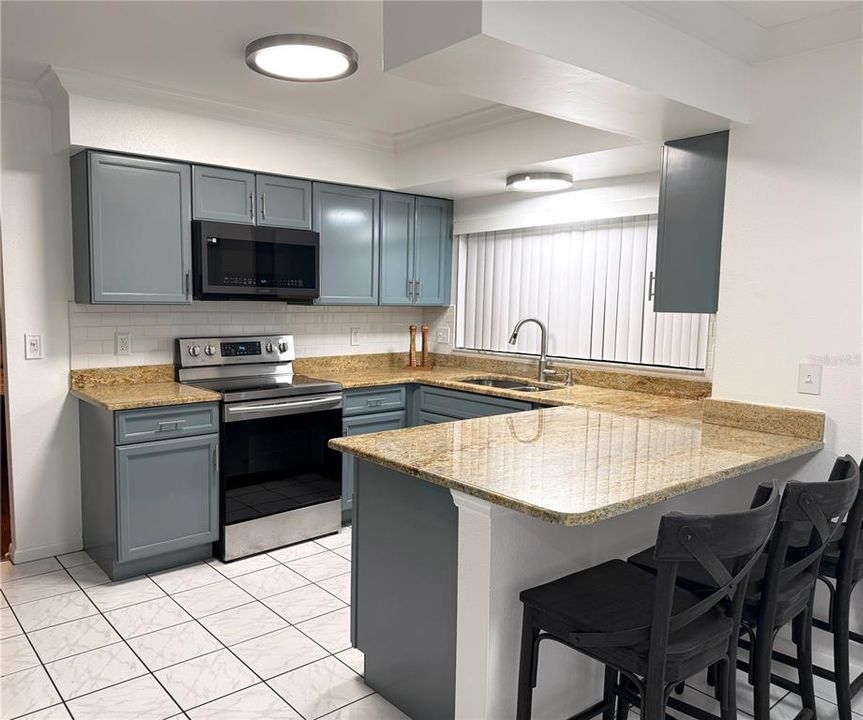 For Sale: $390,000 (3 beds, 2 baths, 1516 Square Feet)